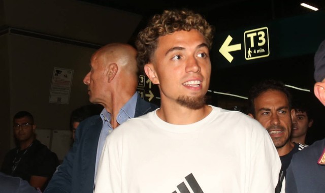 罗马新星首秀狂轰四球，弗格森开启意甲梦想之旅