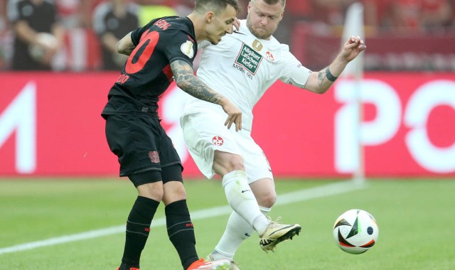 加莱奥内：米兰中场已达意甲顶级水平，拉比奥的加盟改变一切