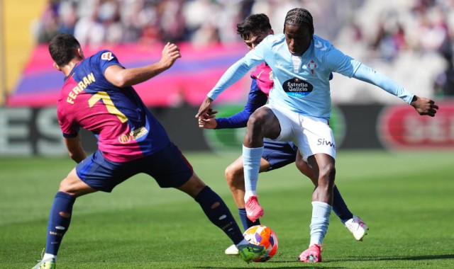 胡特拉回归西甲！从巴萨青训到塞尔塔，5000万身价背后的足球传奇