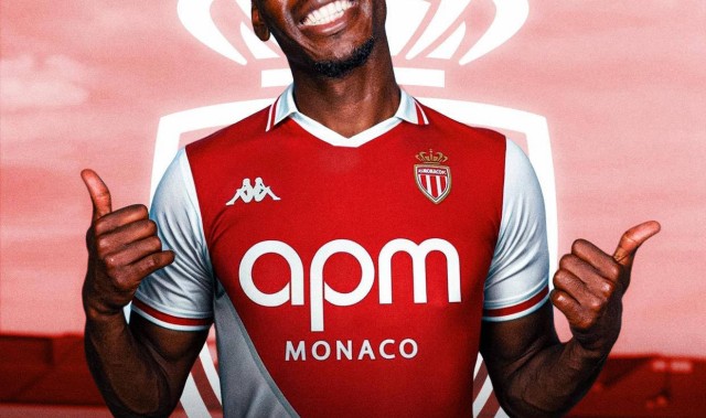 保罗・博格巴正式加盟摩纳哥，重返职业足坛！