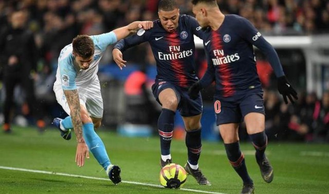 巴黎星河攻势 VS 马竞钢铁绞杀，谁能加冕世界之王？