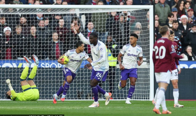 英超第16轮：维拉3-2逆转西汉姆