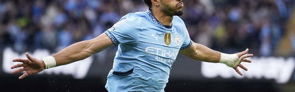 4亿欧元收入！法鹰8年卖前锋成就辉煌，德甲劲旅霸气崛起！