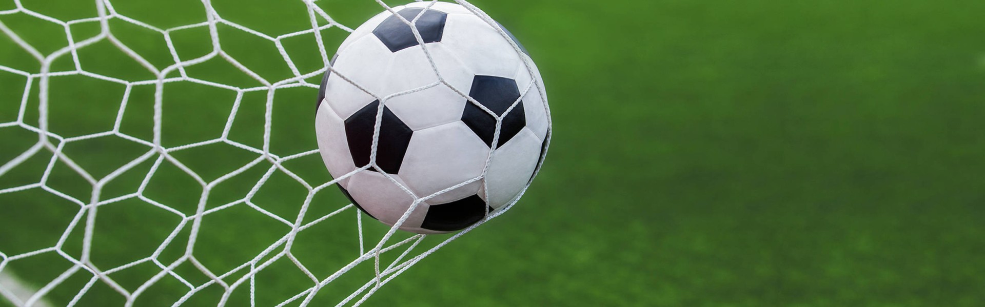 西甲巴萨1-0皇马 费尔明制胜球助巴萨登顶