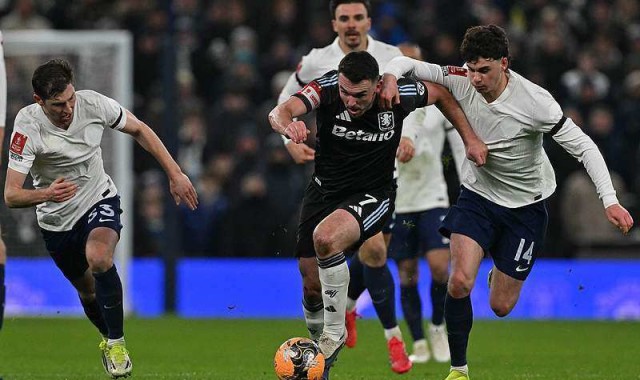 足总杯：热刺1-2遭维拉淘汰