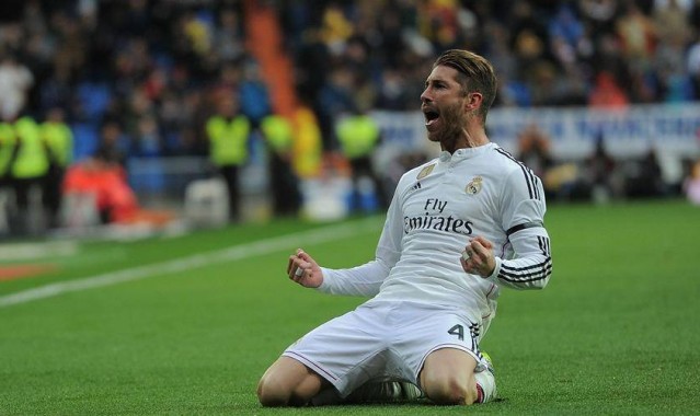 梅西领衔！人工智能评欧冠历史最佳阵，巴萨三人，左边锋无悬念