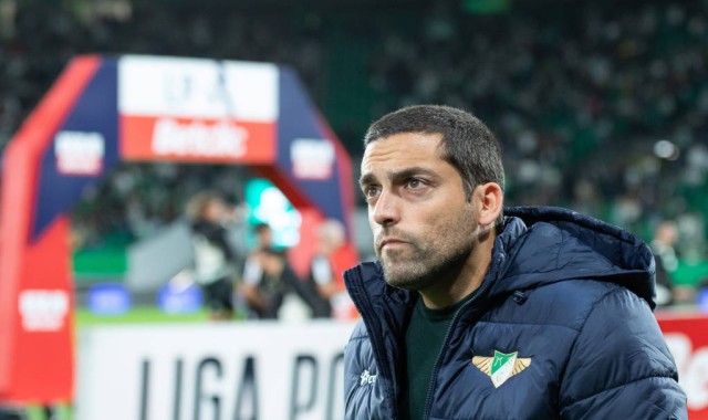 穆帅归来：切尔西的欧冠梦与本菲卡的挑战