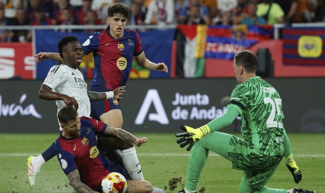 巴萨的困境：巴尔德复出，库巴西伤情成疑，能否撑得住？