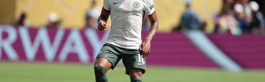 切尔西新星肯德里·帕埃斯租借加盟斯特拉斯堡：从南美天才到法甲新秀