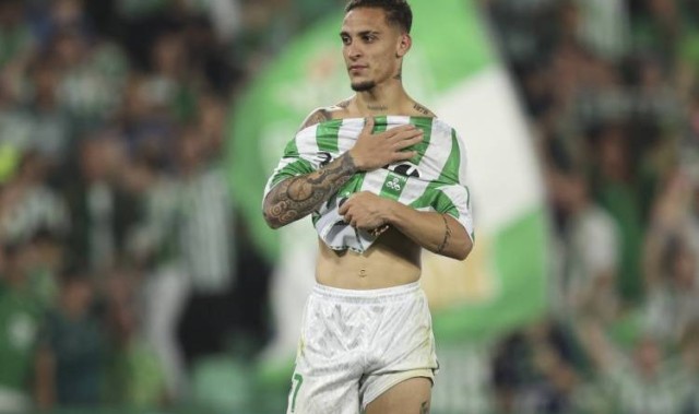 巴西媒体：利雅得胜利有意报价安东尼，曼联要价5000万英镑