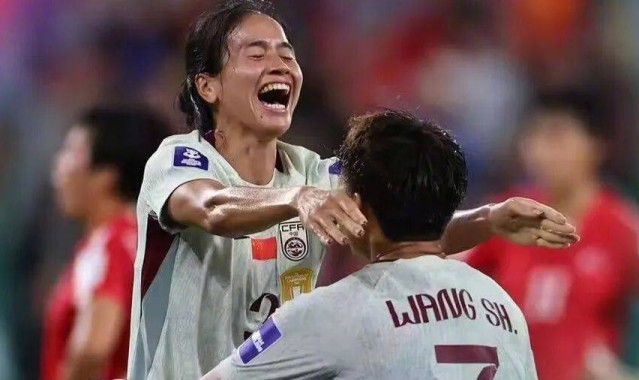 中国女足，开始学习阿森纳？