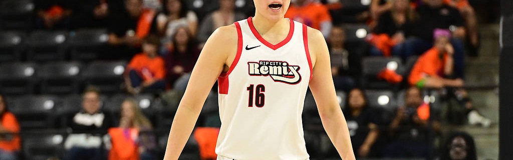 杨瀚森背靠背再战快船 30分钟砍16+13+2混音连败