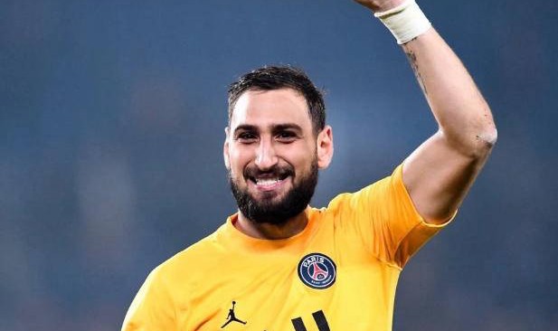 多纳鲁马决定离队！瓜帅承诺顶级薪水，曼城欲签约