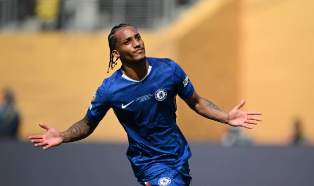 就是有钱！夏窗才开英超引援投入已超10亿，红军要花掉4个小目标