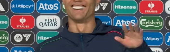 C罗打断阿根廷记者问梅西并取笑他的口音！场外则被里贝里暗讽！