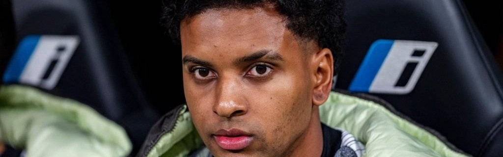 争议不断！西甲裁判穆尼兹连续判罚引热议 皇马塞维利亚战VAR频频纠错